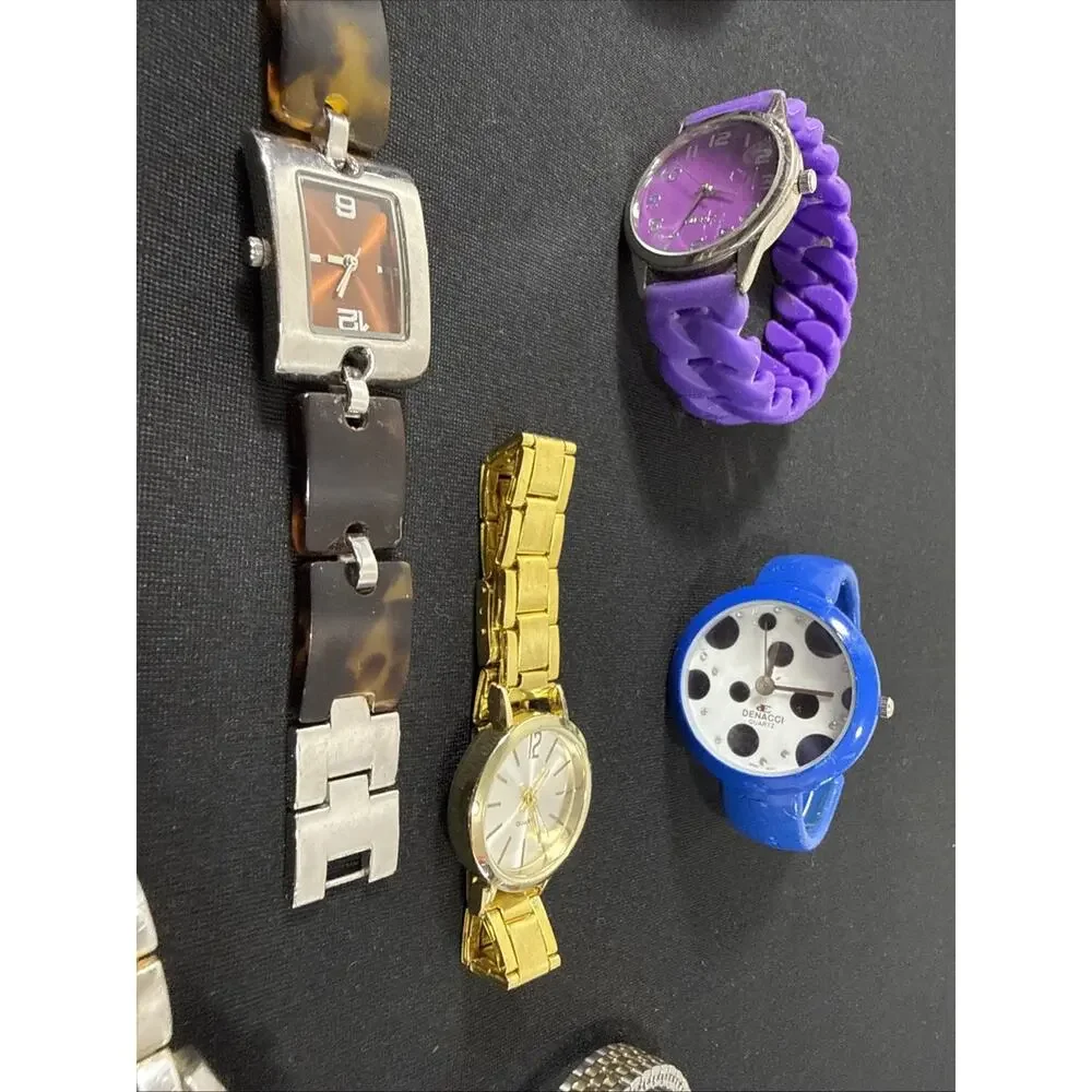 (A1) Bulk Lot Of 25 Watches Vintage And Modern Running On New Batteries!